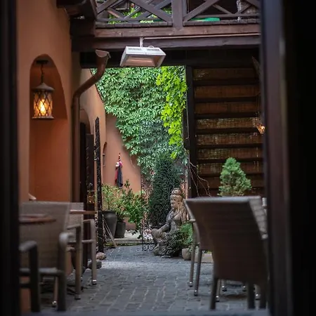 Mai Ram Yoga House Готель типу 