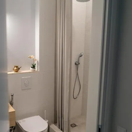Mai Ram Yoga House 3* וילנה