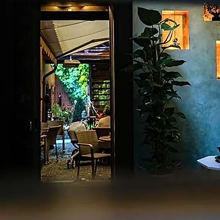 לינה וארוחת בוקר Mai Ram Yoga House