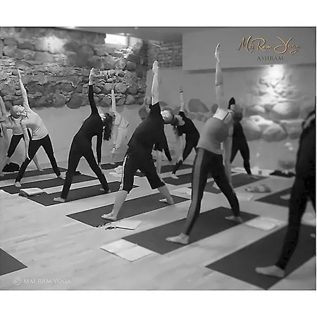 Mai Ram Yoga House לינה וארוחת בוקר