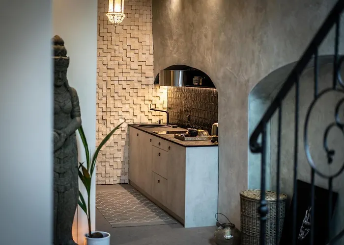 Mai Ram Yoga House Bed & Breakfast 3*